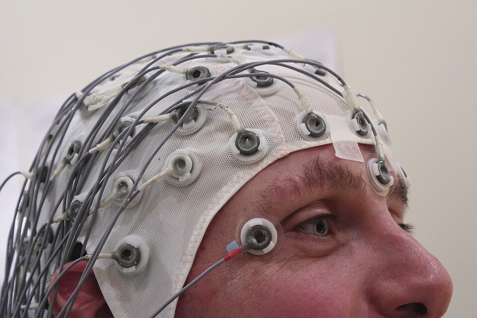 Pose des électrodes EEG