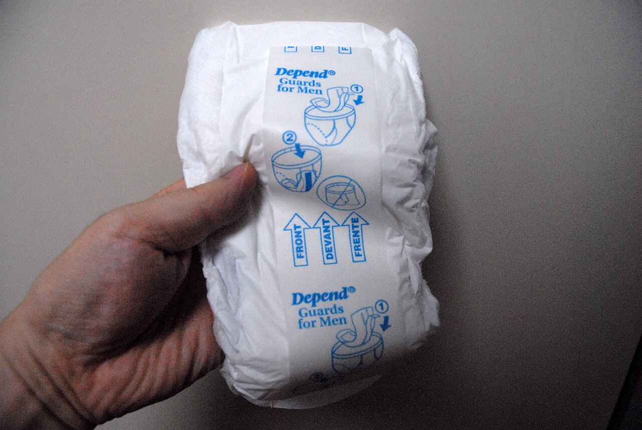 Incontinence pad for men without penis holding sticking on b